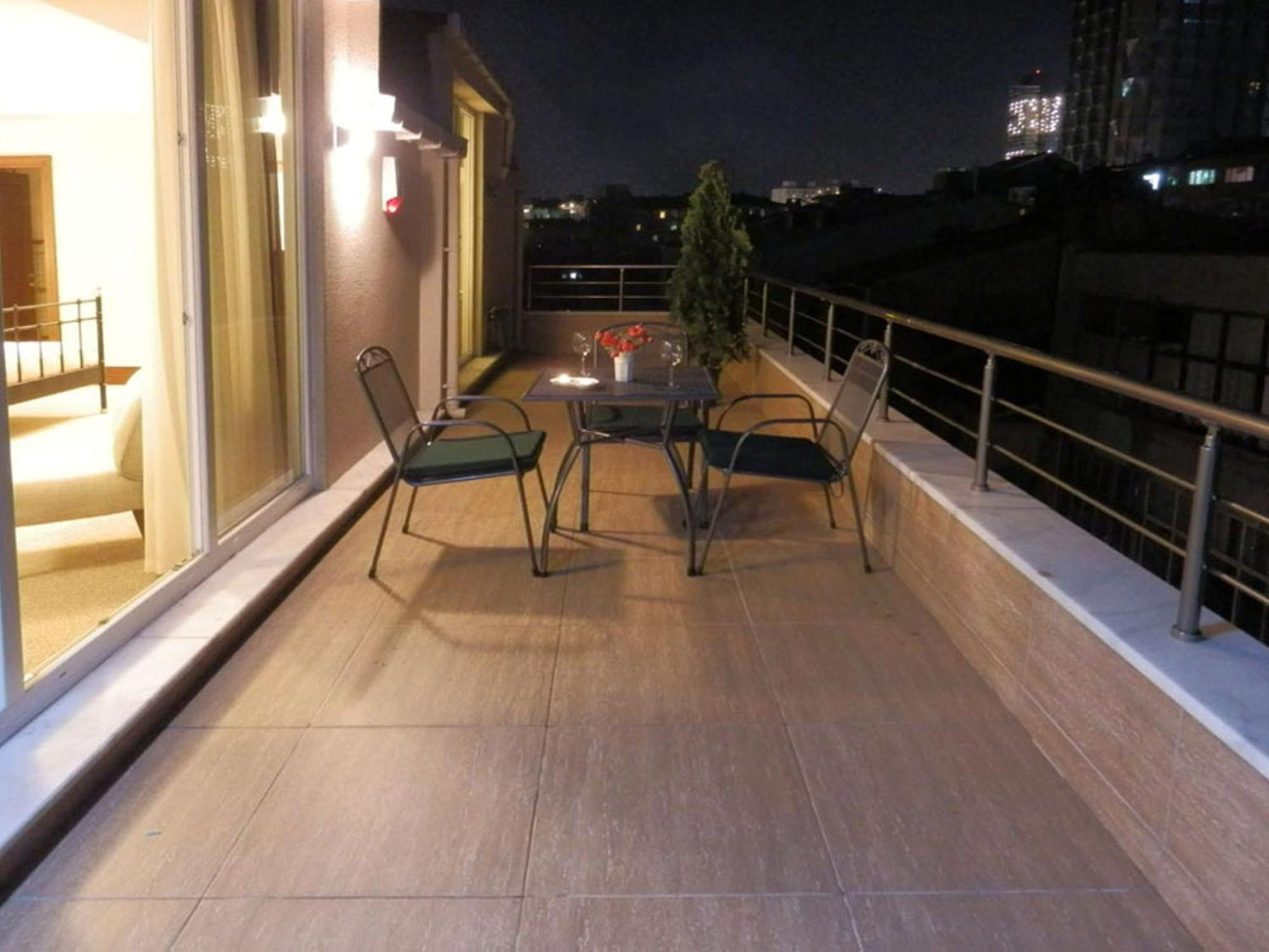 116 Residence — Photos 2